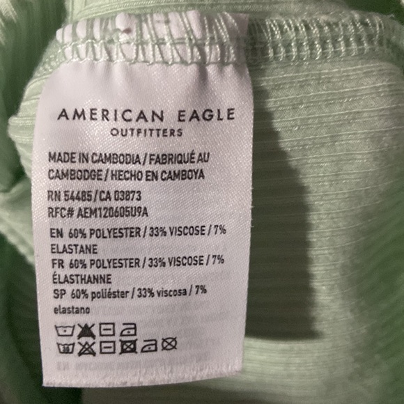 Mint green crop top - Picture 3 of 3